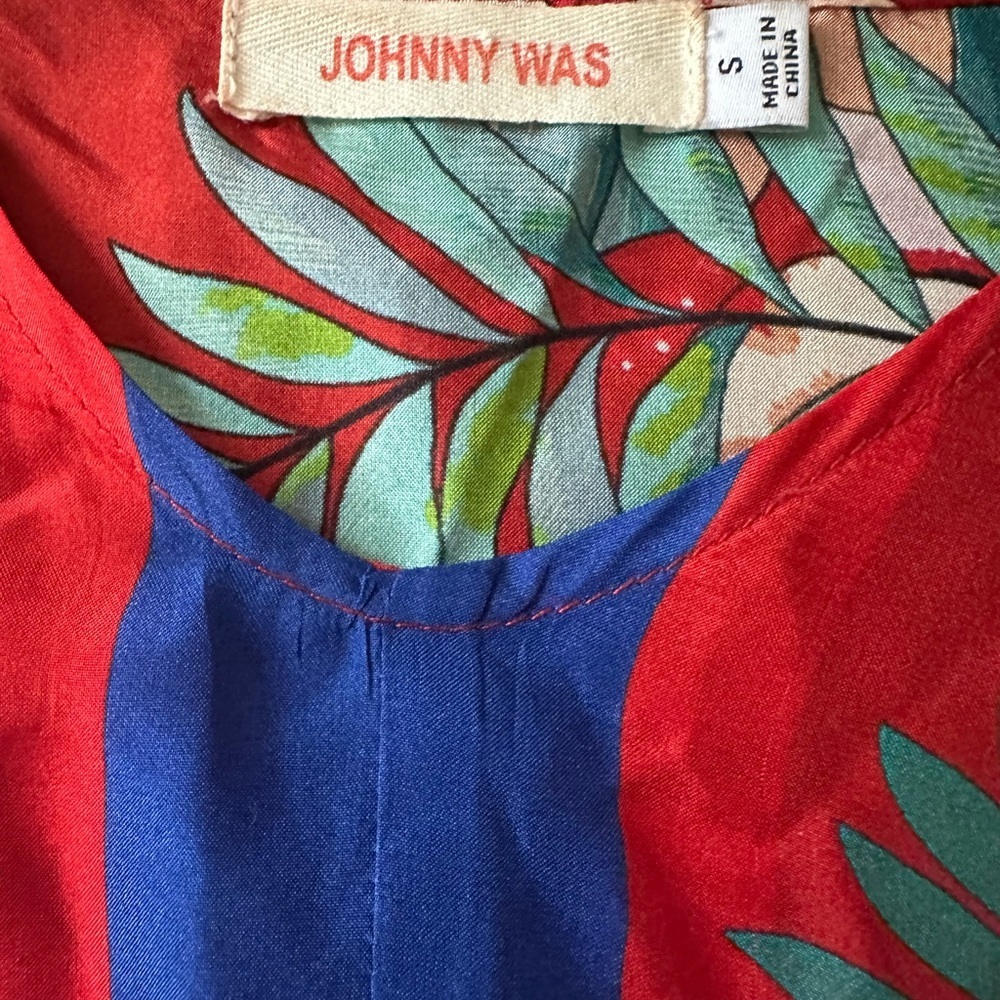 Johnny Was Red and Blue 100% silk Floral V-Neck Blouse - Picture 5 of 6